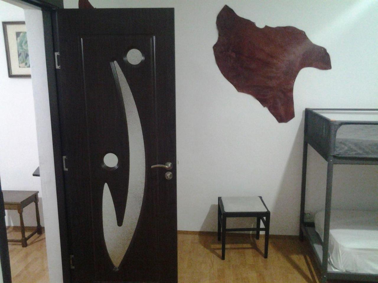 Leyla Hostel Braşov Buitenkant foto