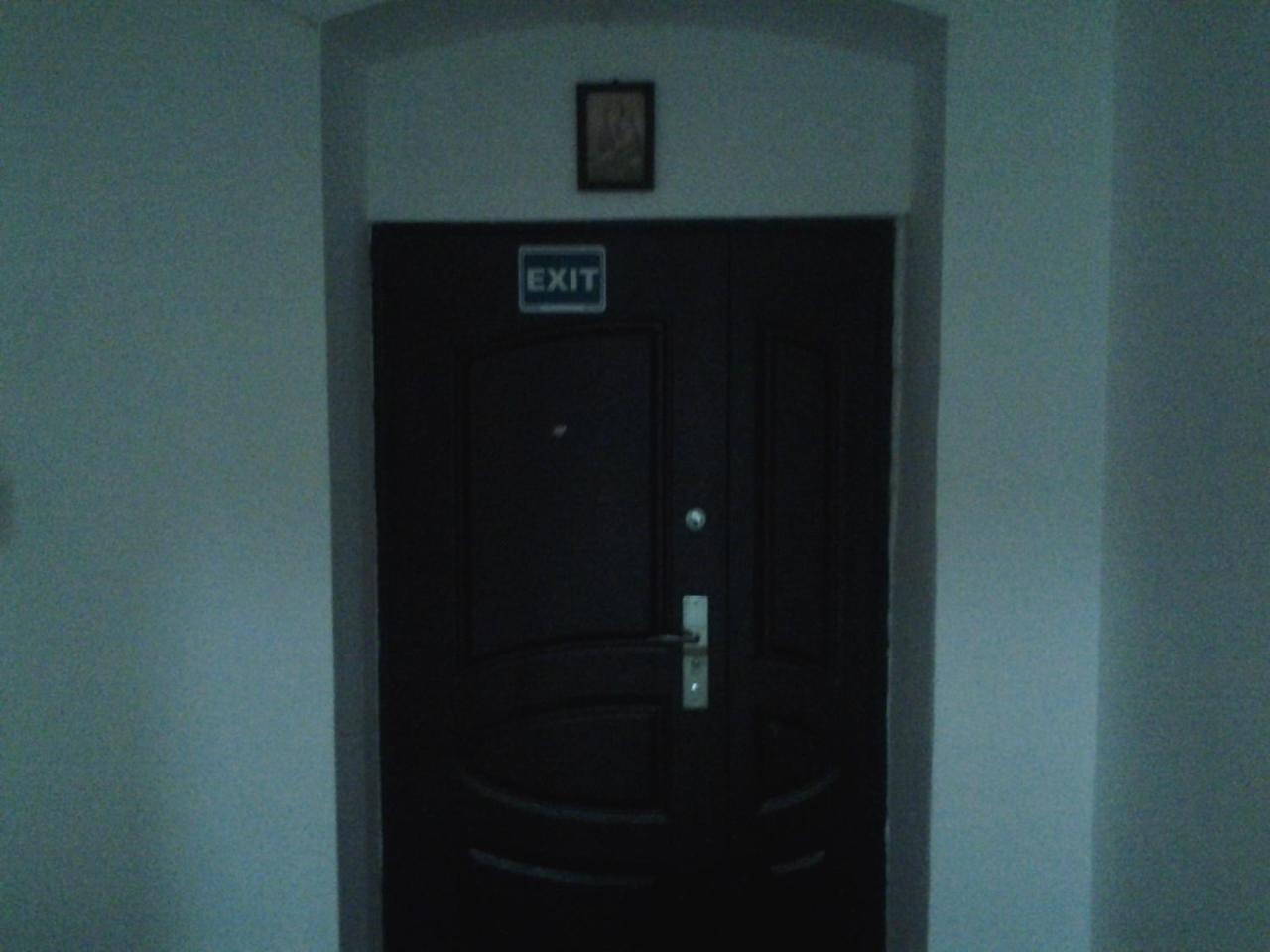 Leyla Hostel Braşov Buitenkant foto
